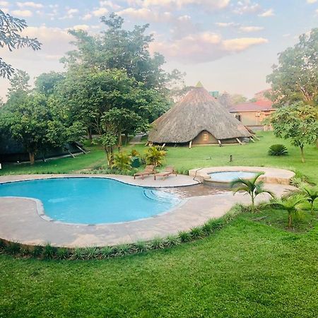 Njele Country Park Villa Ndola Bagian luar foto