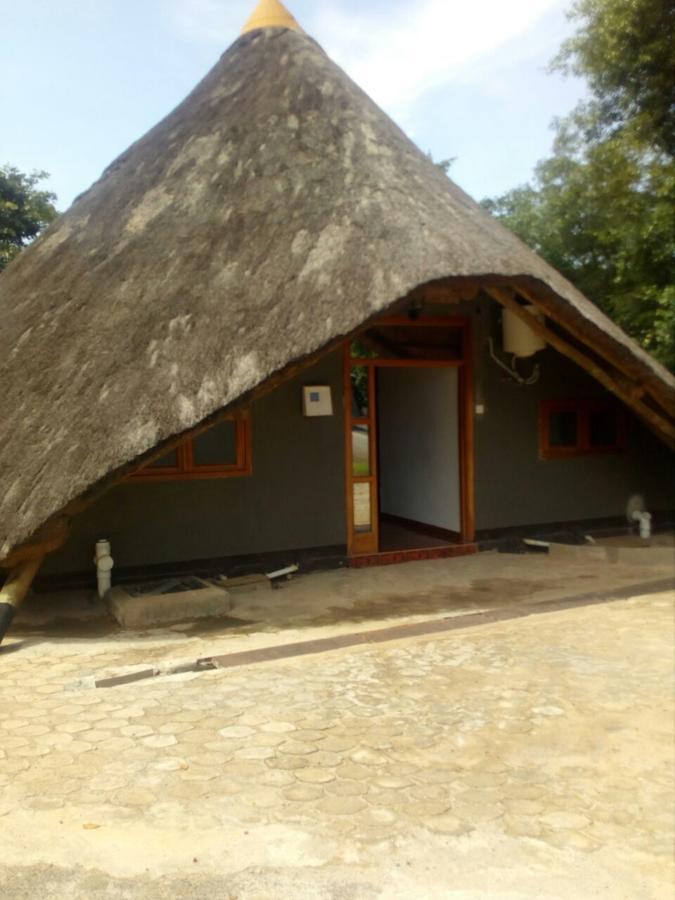 Njele Country Park Villa Ndola Bagian luar foto